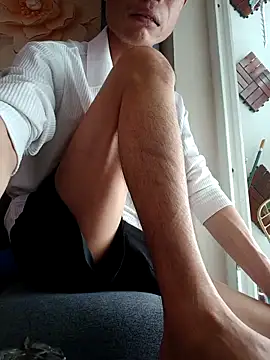 Snapshot of boyhi199x chatting on November 5, 8:03 am boyhi199x online show from November 5, 8:03 am