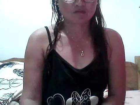 nathalie0045 online show from October 3, 9:17 am