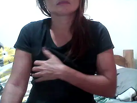 nathalie0045 online show from December 13, 10:15 pm