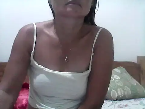 nathalie0045 online show from March 9, 10:03 pm