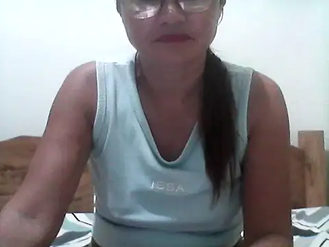 nathalie0045 online show from May 23, 9:41 pm
