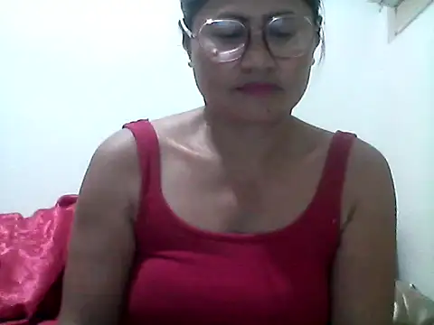 nathalie0045 online show from June 9, 9:54 am