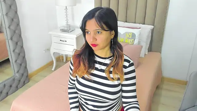 Snapshot of zusan_king_ chatting on January 9, 3:20 am zusan king online show from January 9, 3:20 am