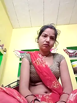 Snapshot of Seema_guptaji chatting on May 7, 10:04 pm Seema guptaji online show from May 7, 10:04 pm