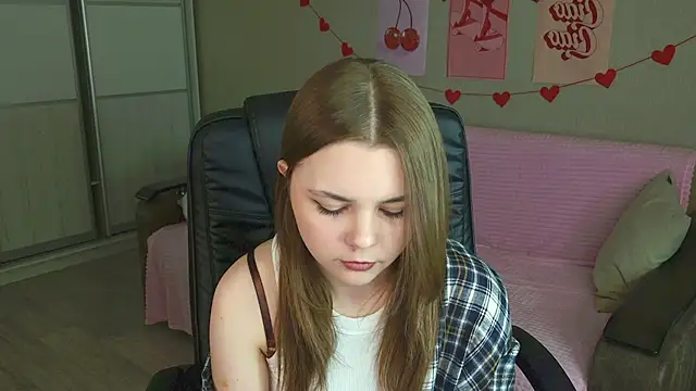 LeksaLove online show from May 10, 5:07 pm