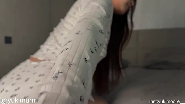 iamyuki online show from April 4, 12:31 am