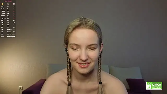 HongTomczak online show from June 29, 10:15 am