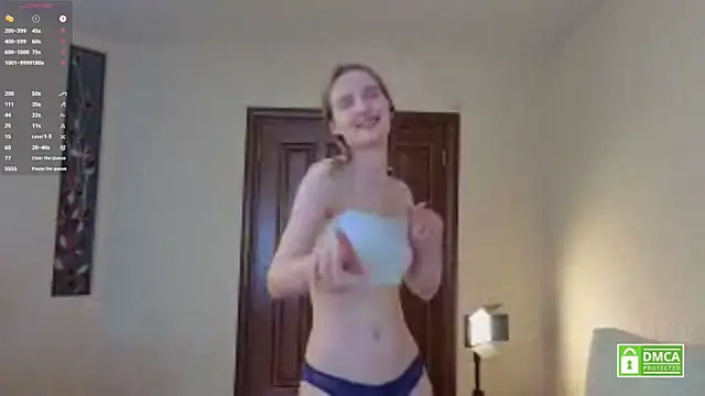 HongTomczak online show from July 14, 10:32 am