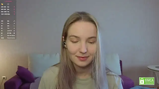 HongTomczak online show from July 29, 6:22 am