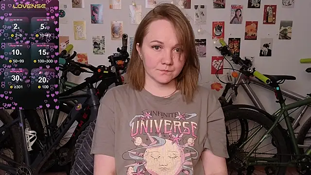 Snapshot of BellaMurrr chatting on November 6, 5:03 pm BellaMurrr online show from November 6, 5:03 pm