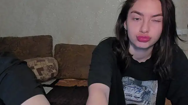 muuur fam online show from September 18, 8:44 pm