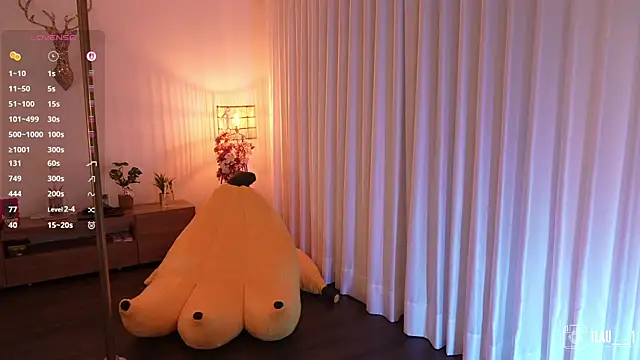 Just  dani online show from March 19, 9:19 pm