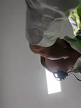 danigarci2307 online show from February 7, 9:40 pm