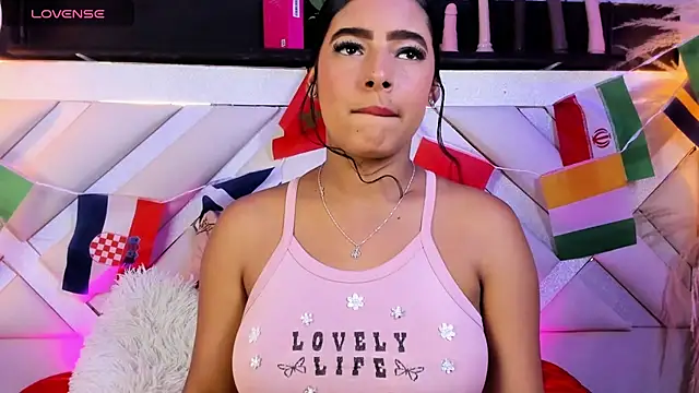 Zoe-Johnson  online show from July 5, 9:22 pm