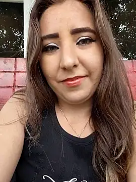 Snapshot of isabella_lovem chatting on June 6, 10:47 pm isabella lovem online show from June 6, 10:47 pm