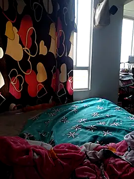 Snapshot of isabella_lovem chatting on June 13, 12:14 pm isabella lovem online show from June 13, 12:14 pm