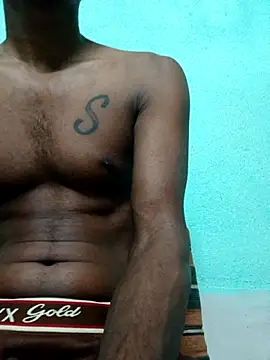 Snapshot of ShinuRoy chatting on October 17, 10:01 pm ShinuRoy online show from October 17, 10:01 pm