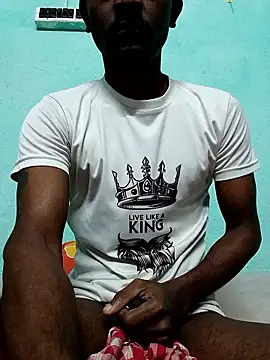 Snapshot of ShinuRoy chatting on November 24, 10:53 pm ShinuRoy online show from November 24, 10:53 pm