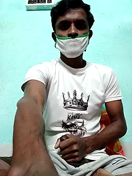 Snapshot of ShinuRoy chatting on December 1, 11:43 pm ShinuRoy online show from December 1, 11:43 pm