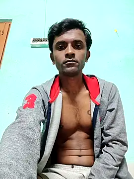 Snapshot of ShinuRoy chatting on December 13, 10:59 pm ShinuRoy online show from December 13, 10:59 pm