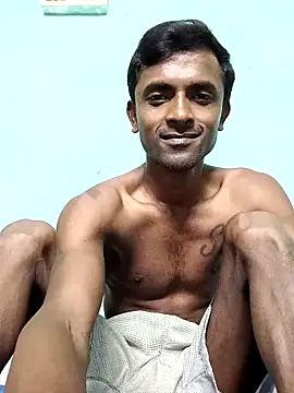 Snapshot of ShinuRoy chatting on April 25, 11:46 pm ShinuRoy online show from April 25, 11:46 pm