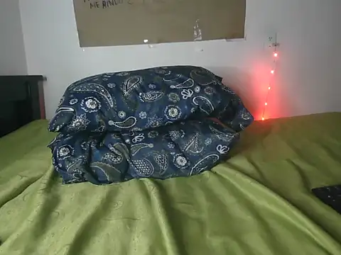 Snapshot of LiamMason chatting on October 28, 2:59 am LiamMason online show from October 28, 2:59 am