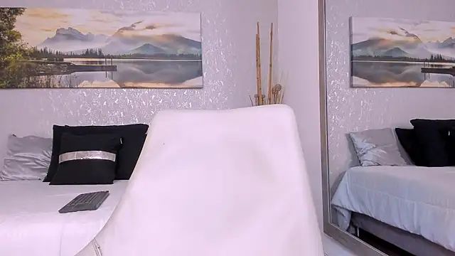 Snapshot of Tyler_durten chatting on September 20, 3:07 am Tyler durten online show from September 20, 3:07 am