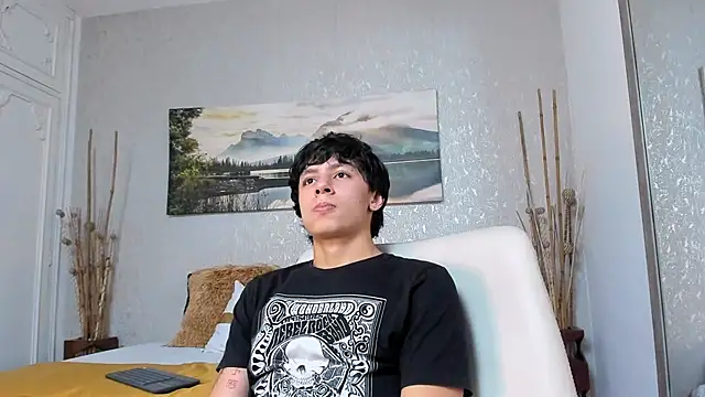 Snapshot of Tyler_durten chatting on November 15, 3:15 am Tyler durten online show from November 15, 3:15 am