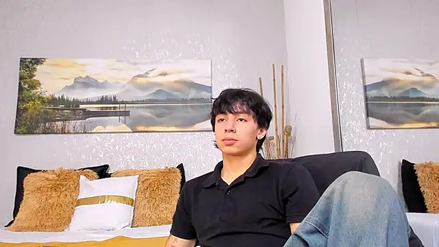 Snapshot of Tyler_durten chatting on November 18, 3:12 am Tyler durten online show from November 18, 3:12 am