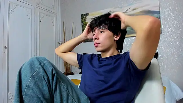 Snapshot of Tyler_durten chatting on December 3, 3:03 am Tyler durten online show from December 3, 3:03 am