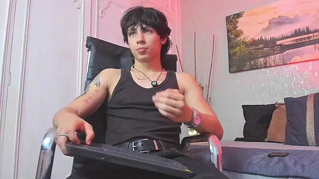 Tyler durten online show from August 2, 3:27 am