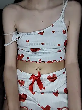 AnnieSparkle online show from October 10, 12:53 am