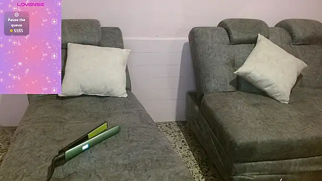 AnnieSparkle online show from November 4, 12:43 am