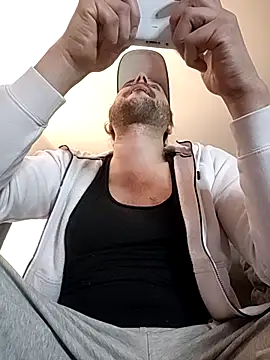 Snapshot of Titilouonlyf69 chatting on January 18, 9:13 am Titilouonlyf69 online show from January 18, 9:13 am