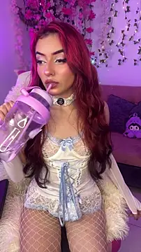 Snapshot of LucyGray chatting on June 8, 4:35 am LucyGray online show from June 8, 4:35 am