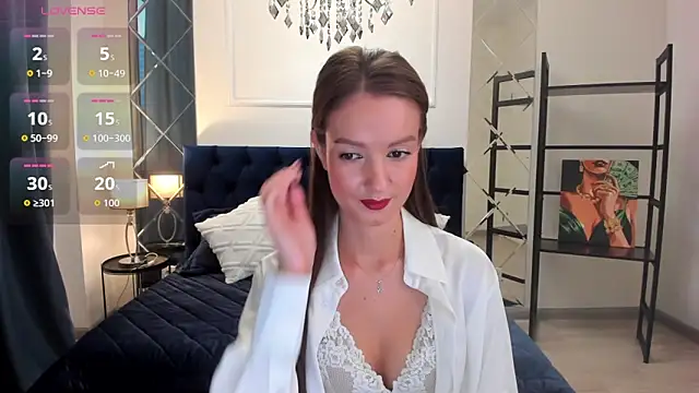 LoraSunnyy online show from September 13, 4:45 am