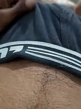 Snapshot of Mr_xxx007@xh chatting on September 23, 6:49 am Mr xxx007xh online show from September 23, 6:49 am