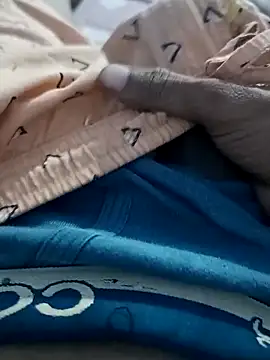 Snapshot of Mr_xxx007@xh chatting on October 5, 9:51 am Mr xxx007xh online show from October 5, 9:51 am