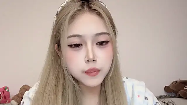 Snapshot of XingKongCOCO-107 chatting on November 3, 12:17 pm XingKongCOCO-107 online show from November 3, 12:17 pm