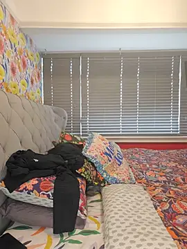 Filthymaddymilfy25 online show from June 15, 2:41 pm