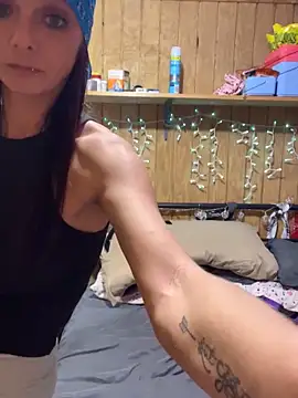 Snapshot of Kacinichole chatting on October 3, 5:54 pm Kacinichole online show from October 3, 5:54 pm