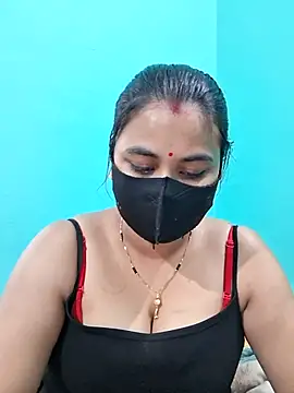Snapshot of DivyaBhabhi69@xh chatting on July 25, 12:58 pm DivyaBhabhi69xh online show from July 25, 12:58 pm