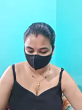 Snapshot of DivyaBhabhi69@xh chatting on July 29, 5:05 am DivyaBhabhi69xh online show from July 29, 5:05 am