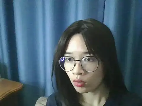 Snapshot of Monice1314 chatting on September 13, 11:43 am Monice1314 online show from September 13, 11:43 am