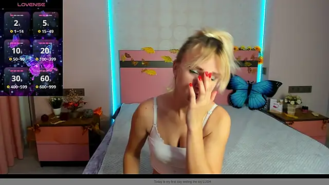 MeryMidnight online show from October 14, 5:52 am