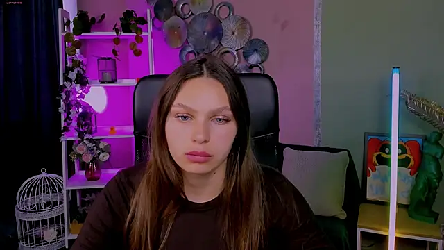 Snapshot of niri_vex chatting on October 3, 11:18 am niri vex online show from October 3, 11:18 am