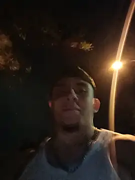 Snapshot of Eross_Santy chatting on July 9, 7:56 am Eross Santy online show from July 9, 7:56 am