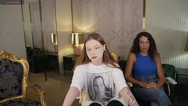 Snapshot of Ella_054 chatting on September 19, 2:29 pm Ella 054 online show from September 19, 2:29 pm