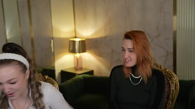 Snapshot of Ella_054 chatting on November 26, 3:57 pm Ella 054 online show from November 26, 3:57 pm