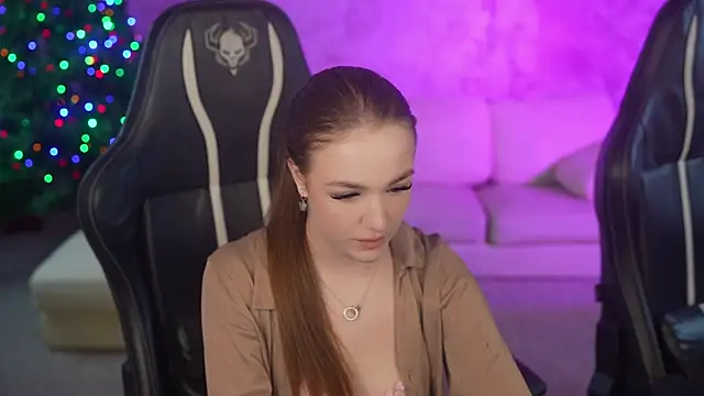 Ella 054 online show from December 19, 7:43 pm